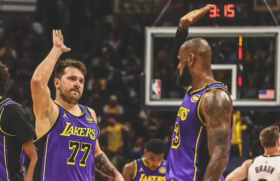 爱游戏体育官方网站詹姆斯巅峰对决，Ming与60激战掘金分钟，战术调整胜负难料！的简单介绍