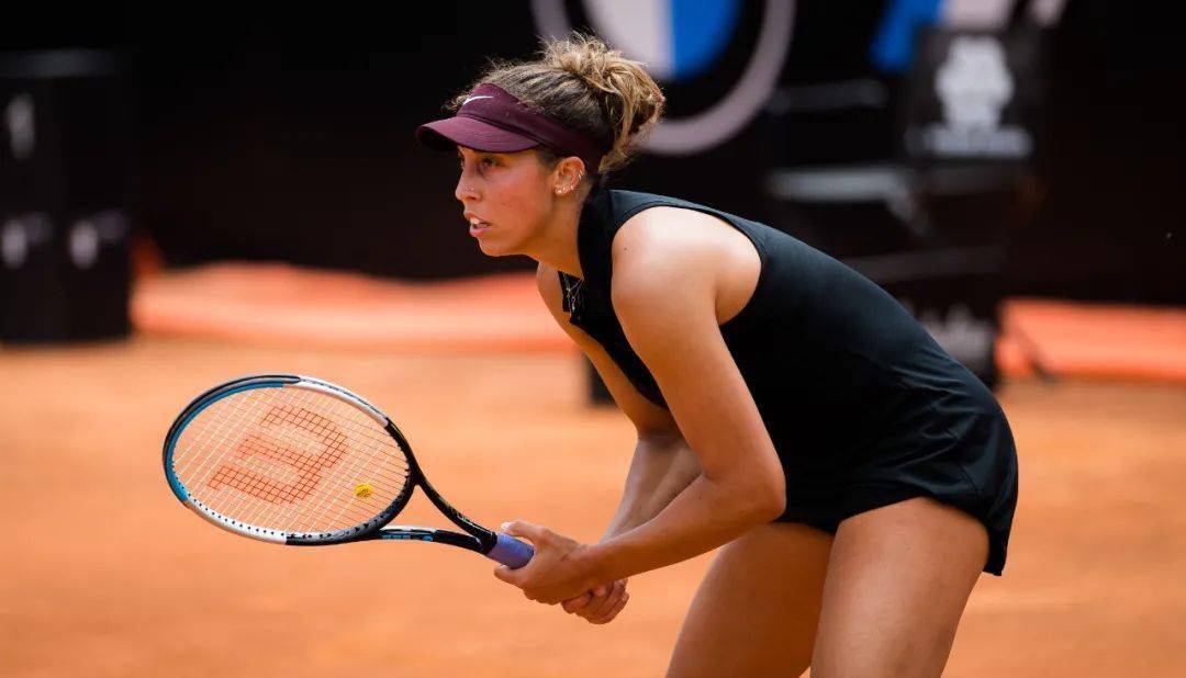 AYX体育官方登录关于穆古鲁扎在塞尔维亚队比赛中比分优势明显，势不可挡引发热议！的信息